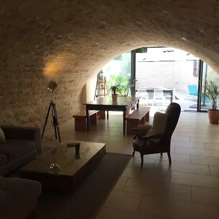 L'arche De L'aqueduc Castries